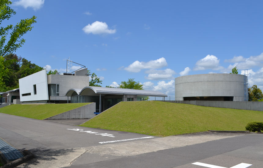 岐阜現代美術館