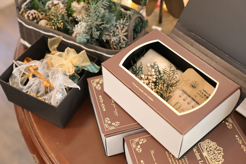 「森と花の絵本ミュージアムGardenLei」ワークショップ