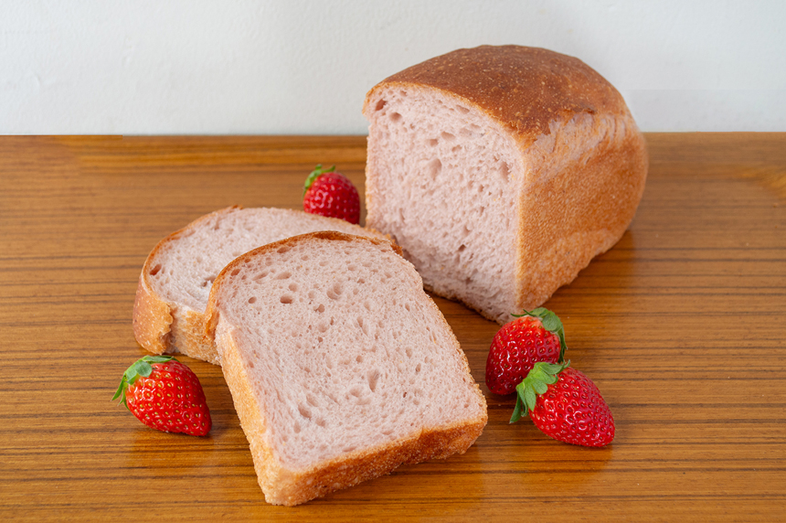 アクアイグニスまるごと完熟いちごフェア