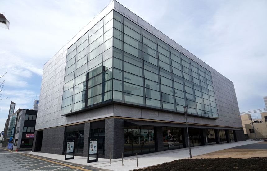 東広島市立美術館